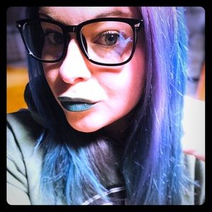 Meet your Posher, Mel